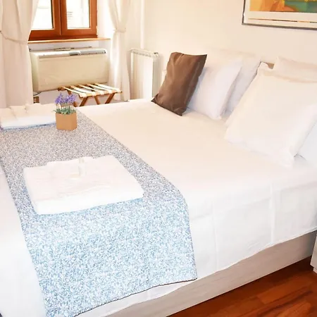 Vg - Al Pincio 5 Stelle - Luxury Apartment Roma Esterno foto